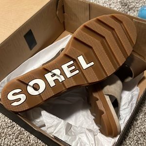 New sorel sling backs